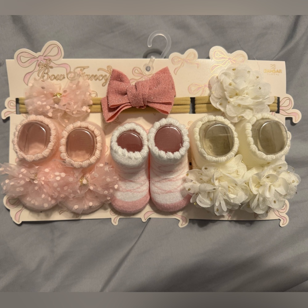 Baby Girl Headbands and Socks Set